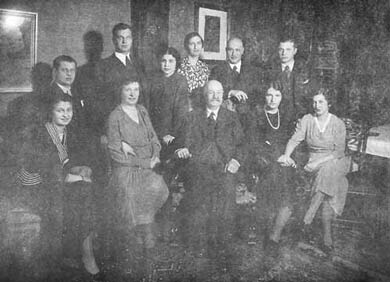 Judge Ernst Grunebaum and family, 1935